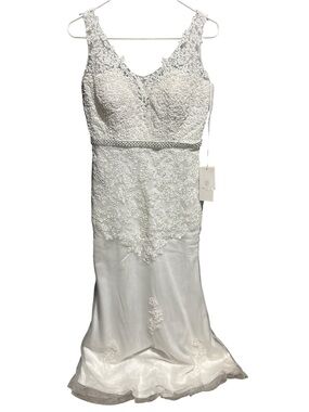 Ivory Lace Bridal Sheath Dress with Beaded Waist